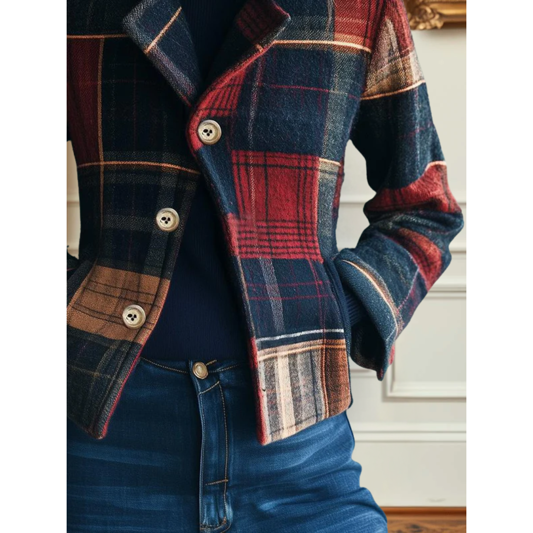 Mara | Damen Wolljacke zeitlos kariert modern gestaltet