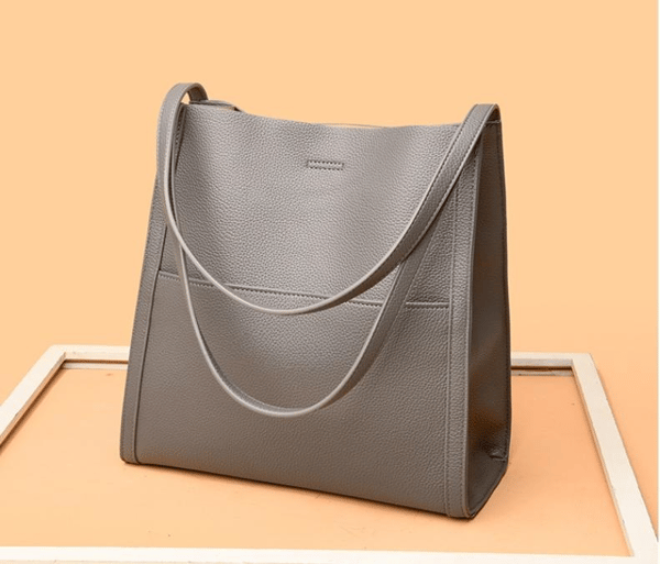 Clara | Klassische Leder-Schultertasche für Damen