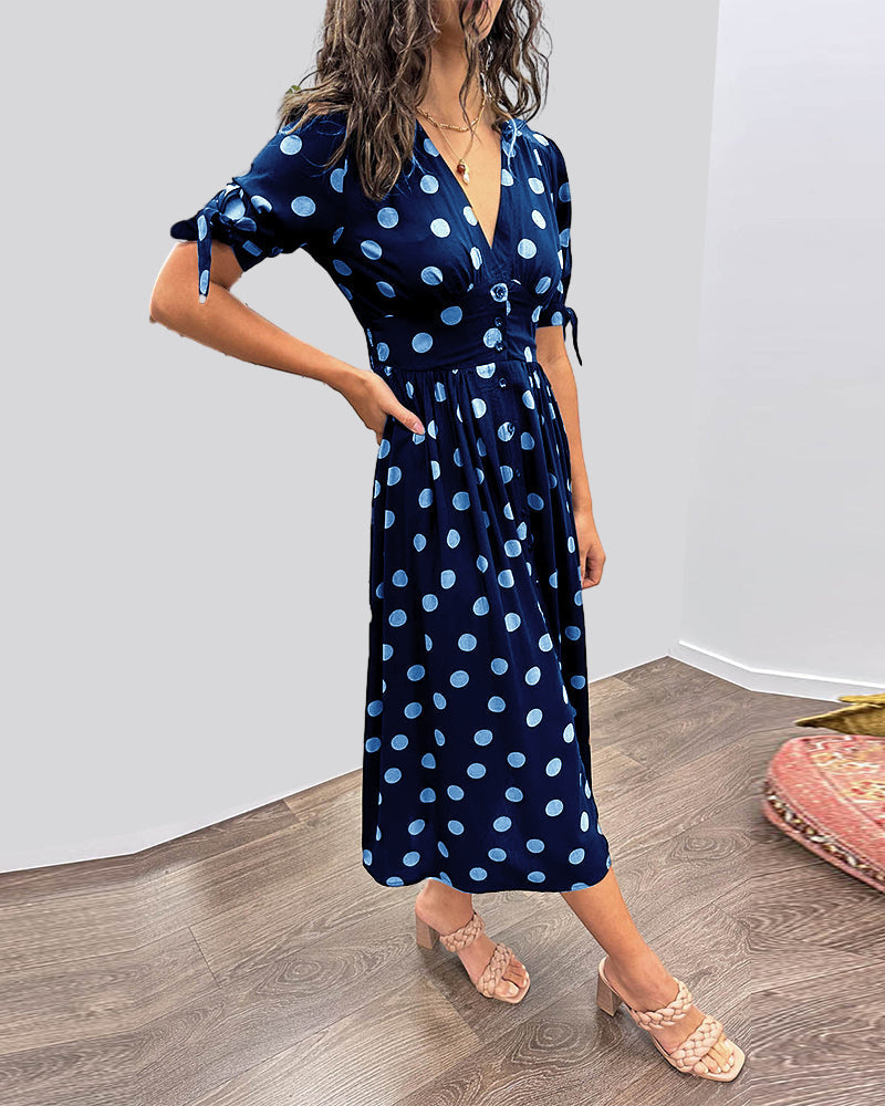 Daniela | Feminines Kleid mit Punktmuster