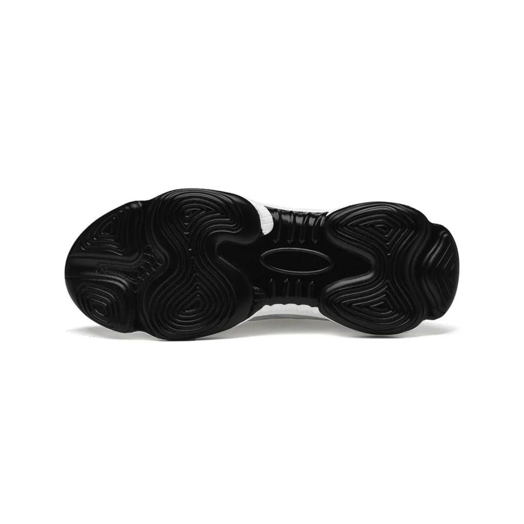 Laura Kicks | SkyBoost Pro