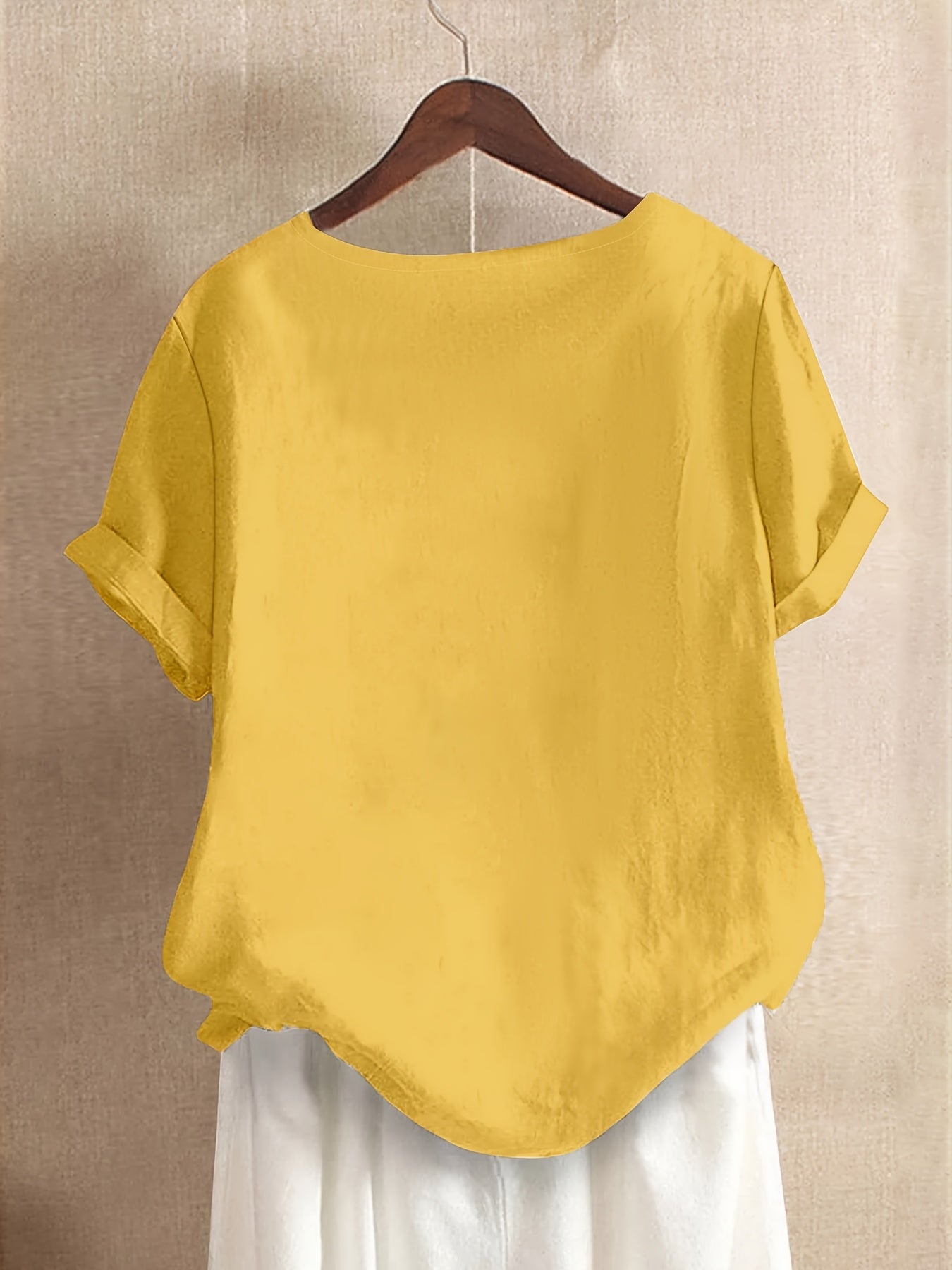 Mila | Entspannte Bluse mit Knopfdetails