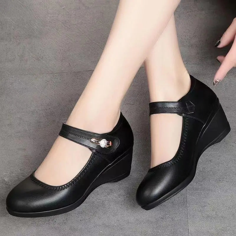 Britta | Stilvolle Schuhe mit klassischem Absatz