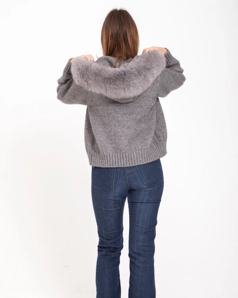 Sofia | Damen Strickjacke modern mit Fellimitat