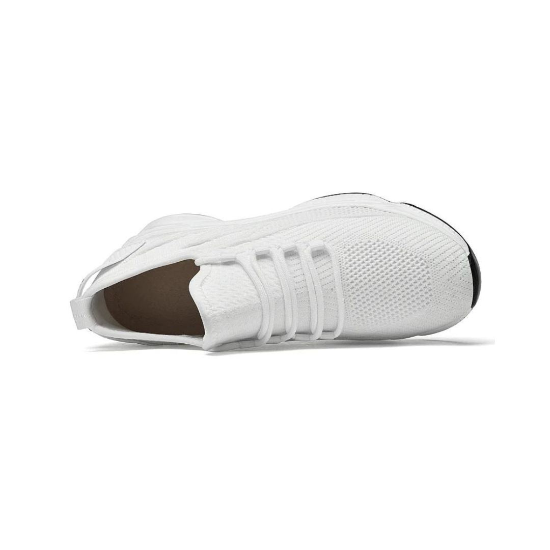 Laura Kicks | SkyBoost Pro