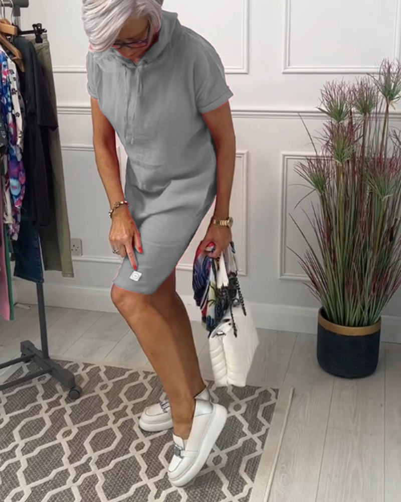 Mia | Freizeitkleid mit kurzem Arm und lässigem Schnitt