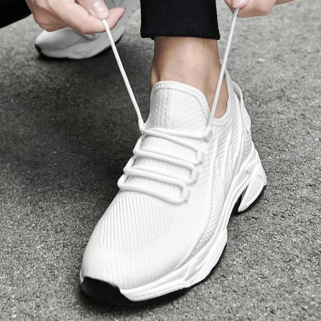 Laura Kicks | SkyBoost Pro