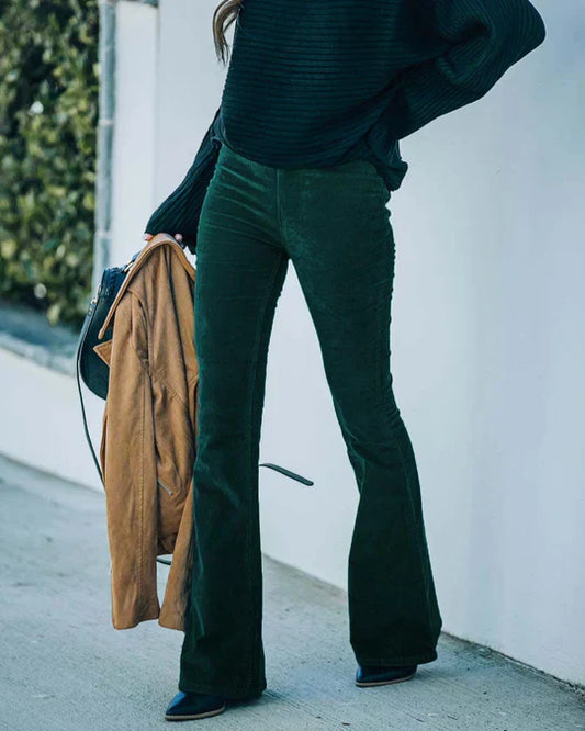 Emma | Damenhose mit leichtem Schlag im stilvollen Look