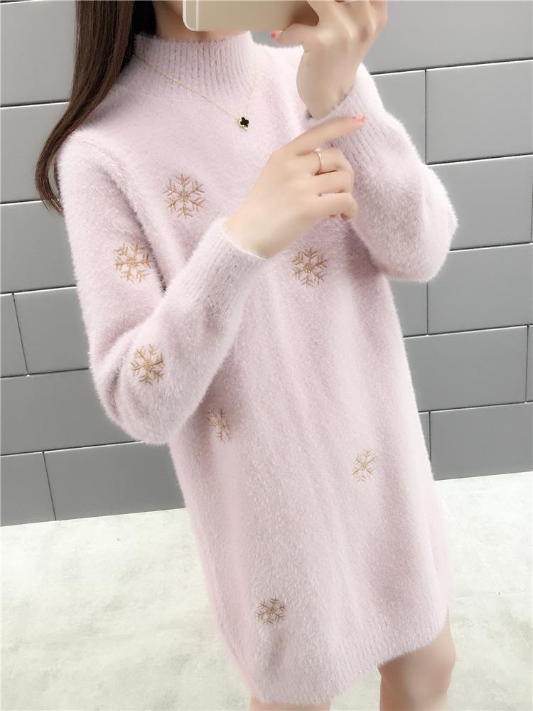Lara | Damen Strickkleid stilvoll mit Stickerei & langen Ärmeln