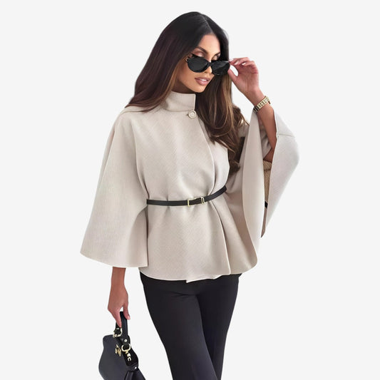 Nina | Moderne Damenjacke mit schönem Schmetterlingsmotiv