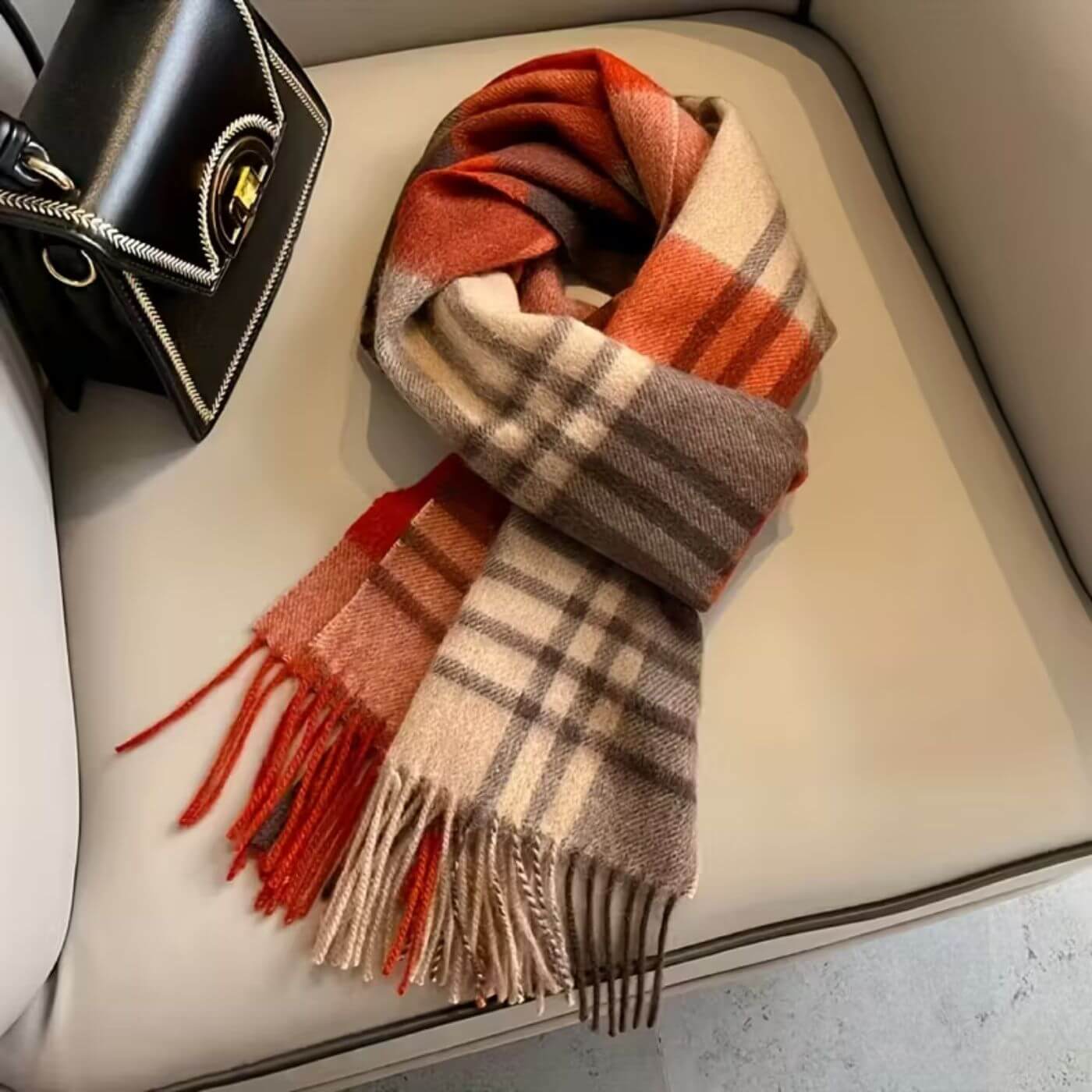 Clara | Damen Winter Schal weich & elegant geschnitten