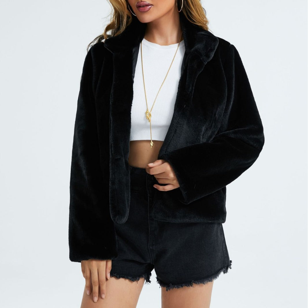 Nina | Stylische Kurzfelljacke Damen bequem im Schnitt