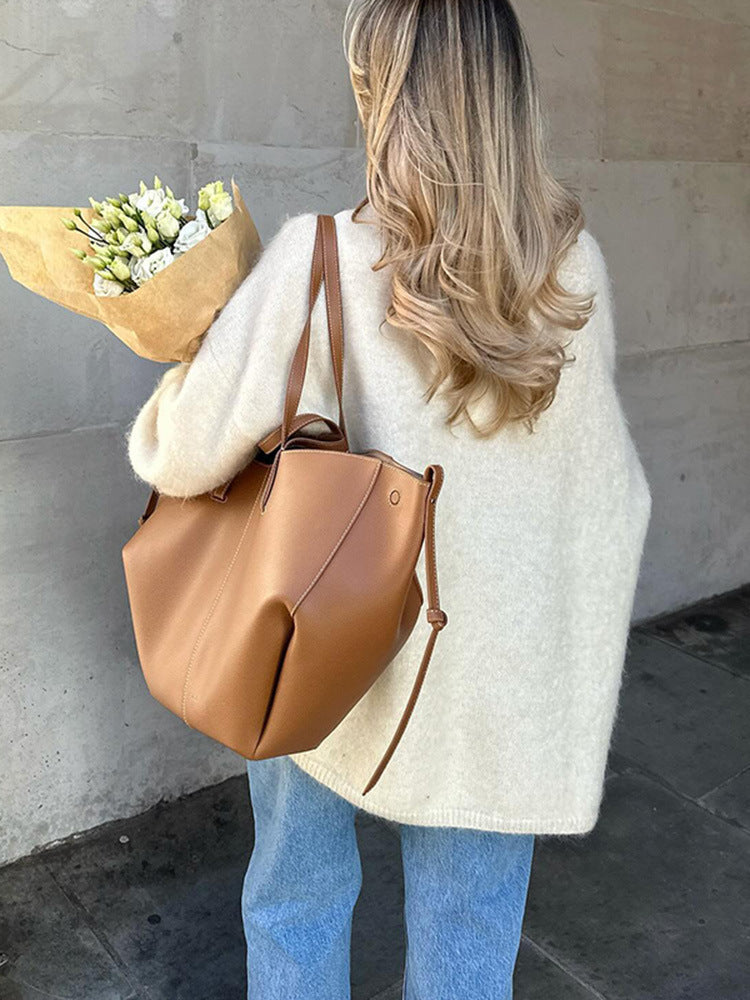 Fiona | Weicher Pullover Damen elegant modern im Schnitt