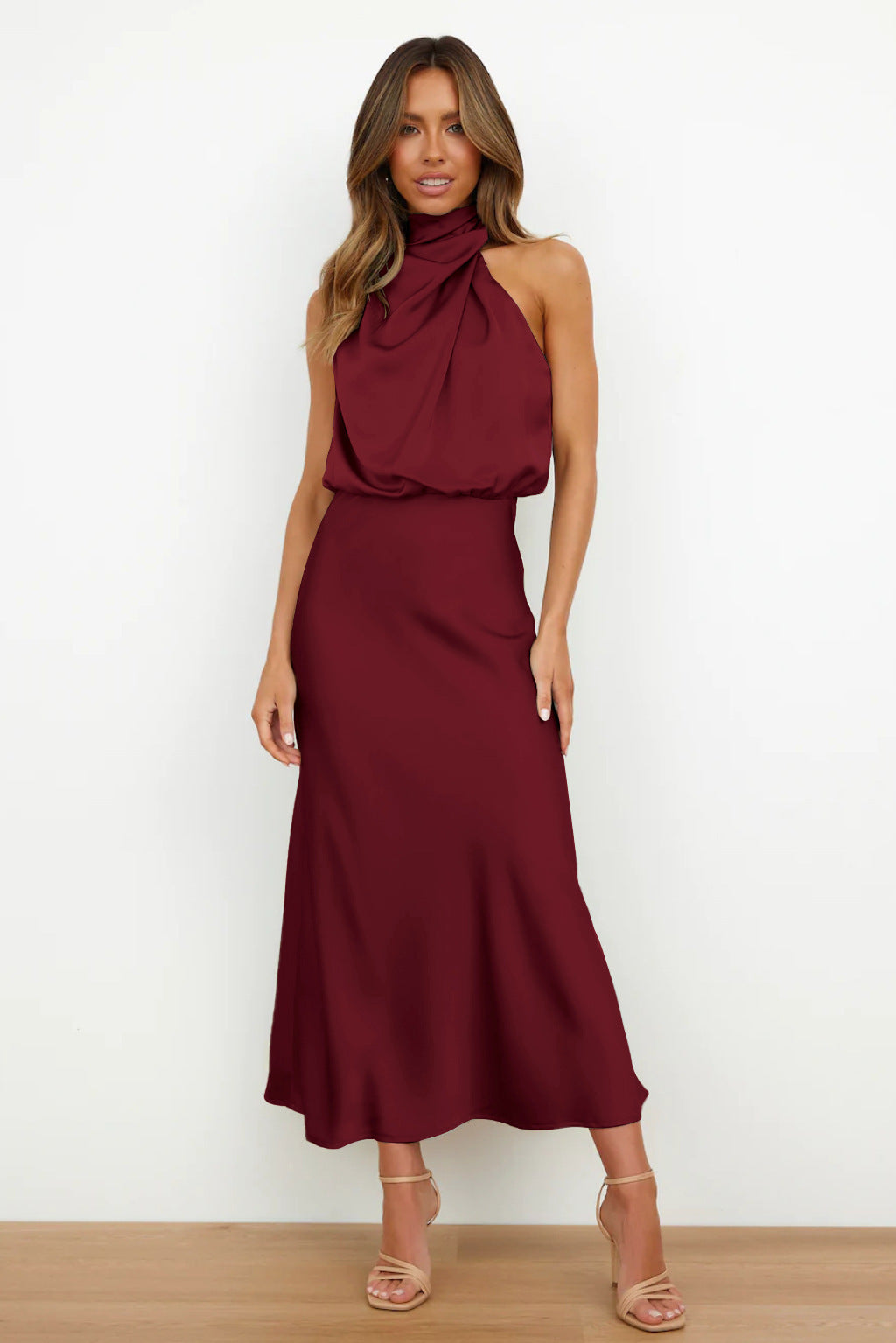 Noemi | Damen-Satinkleid mit luxuriösem Schimmer