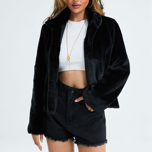 Nina | Stylische Kurzfelljacke Damen bequem im Schnitt