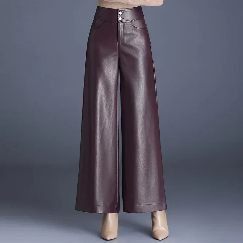Mara | Weite Damen Lederhose elegant modern