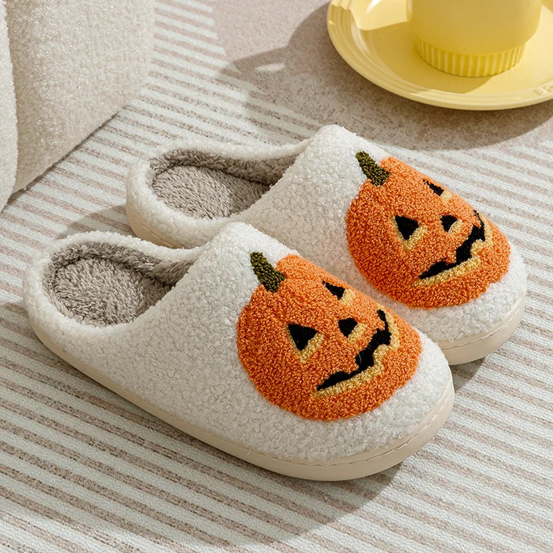 Mia | Bequeme Hausschuhe mit Halloween-Kürbismotiv