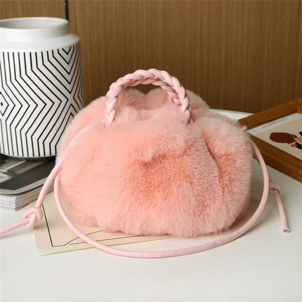 Jana | Schultertasche Damen dekorativ und weich