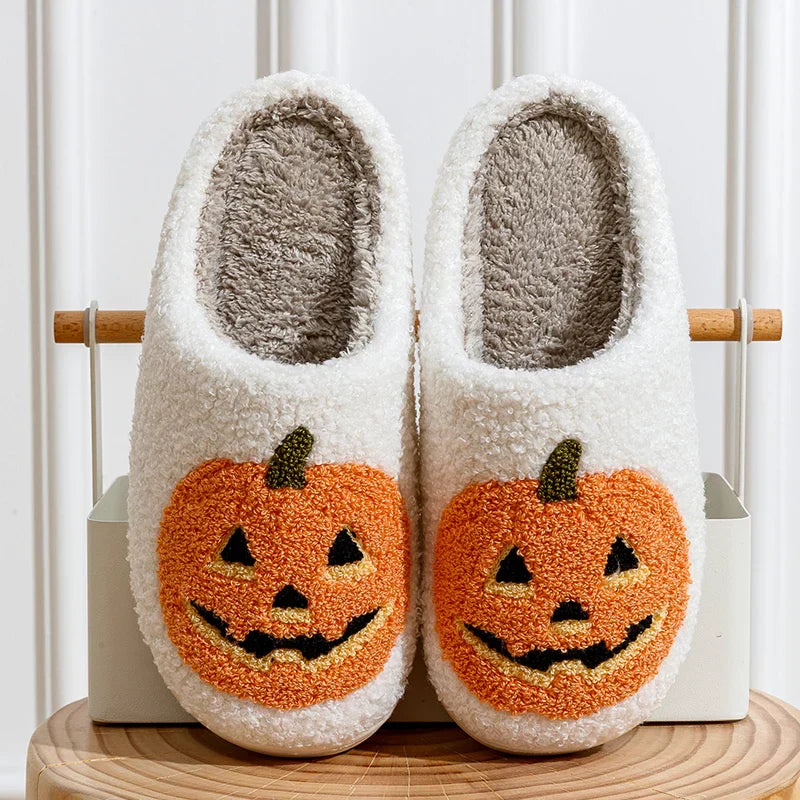 Mia | Bequeme Hausschuhe mit Halloween-Kürbismotiv