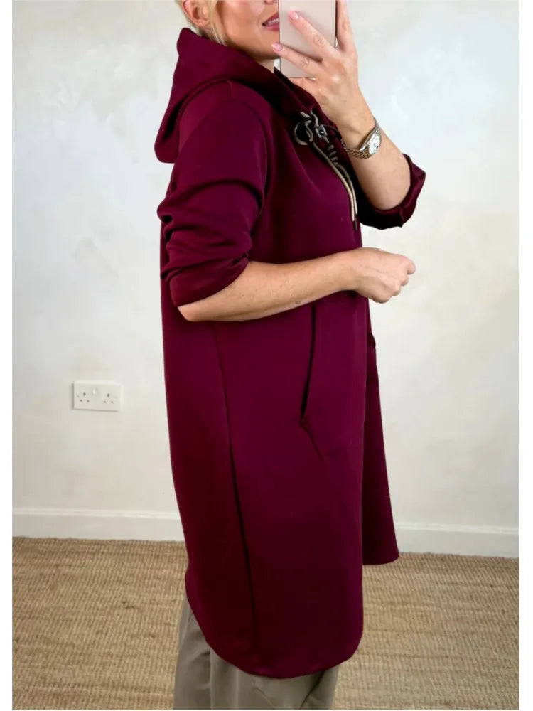 Lara | Mädchenkleid in moderner A-Linie mit Kapuze