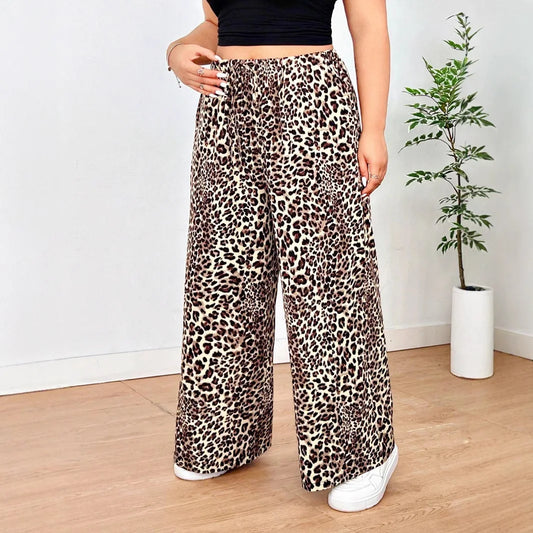 Nadine | Weitbeinige Hose im trendigen Leopardenmuster
