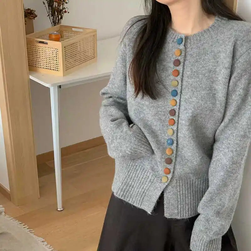 Jana | Feiner Strickcardigan mit schlichten Akzenten