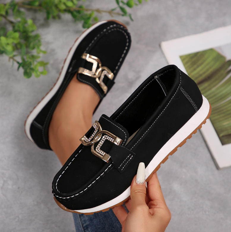 Lara | Stilvolle Slipper Mit Eleganter Schnalle