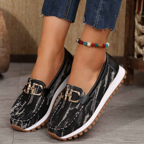 Hannah | Elegante Loafer Mit Glanzdetail Look