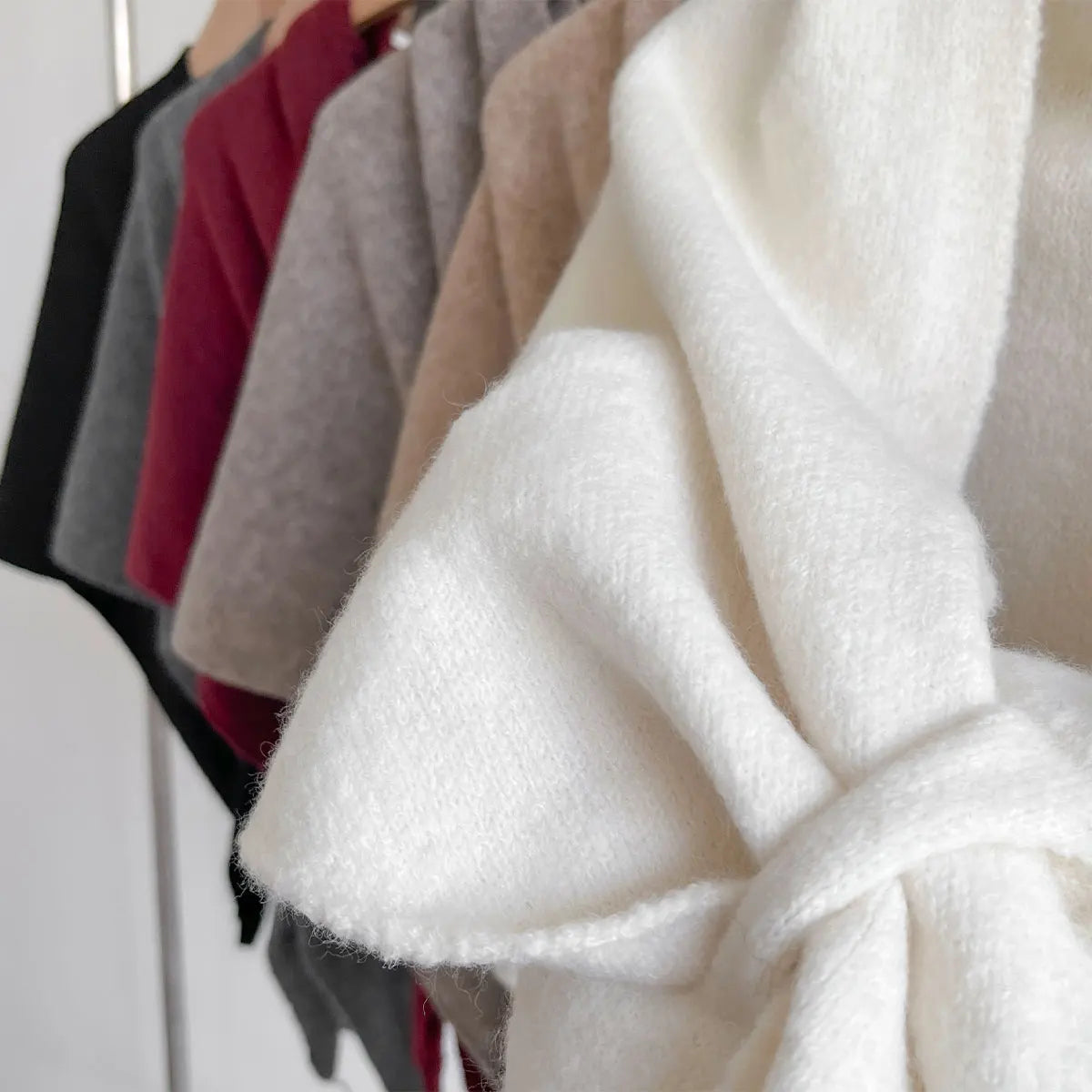 Tessa | Vielseitig tragbarer Wickelschal für Damen