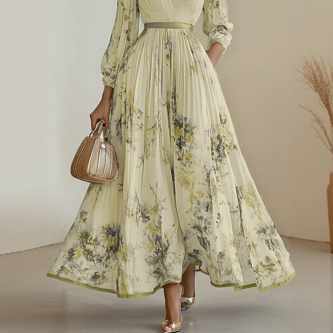 Lena | Damen Maxikleid elegant modern plissiert