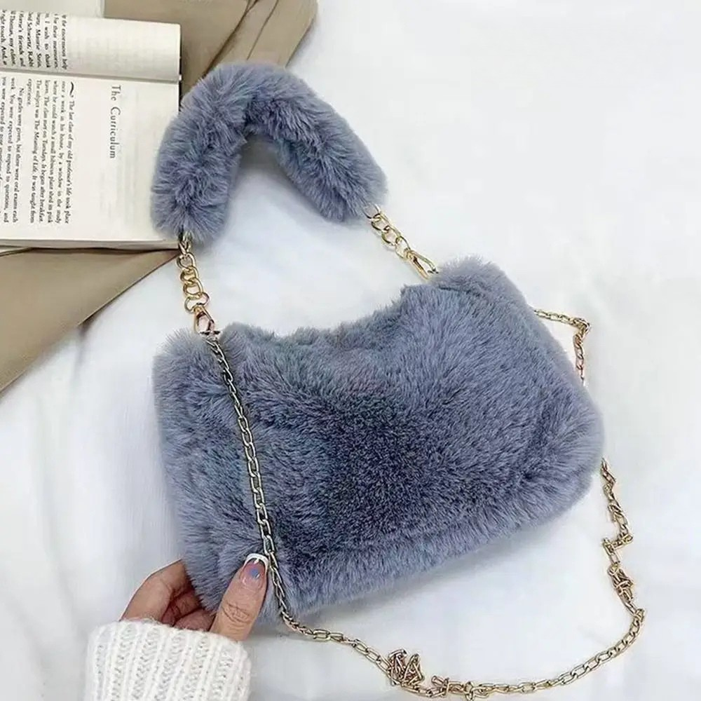 Elisa | Stilvolle Damen Schultertasche aus Plüsch