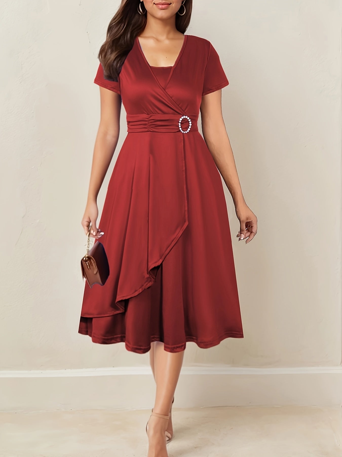 Nora | V-Ausschnitt Midikleid Asymmetrischer Saum