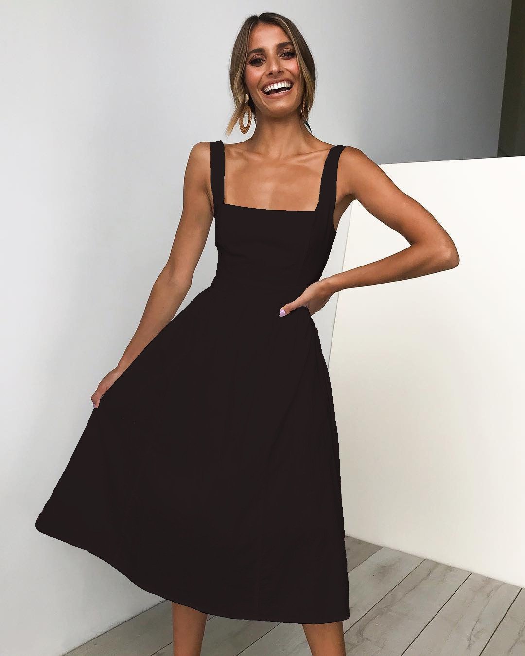 Lea | Stilvolles Partykleid für klassische Looks