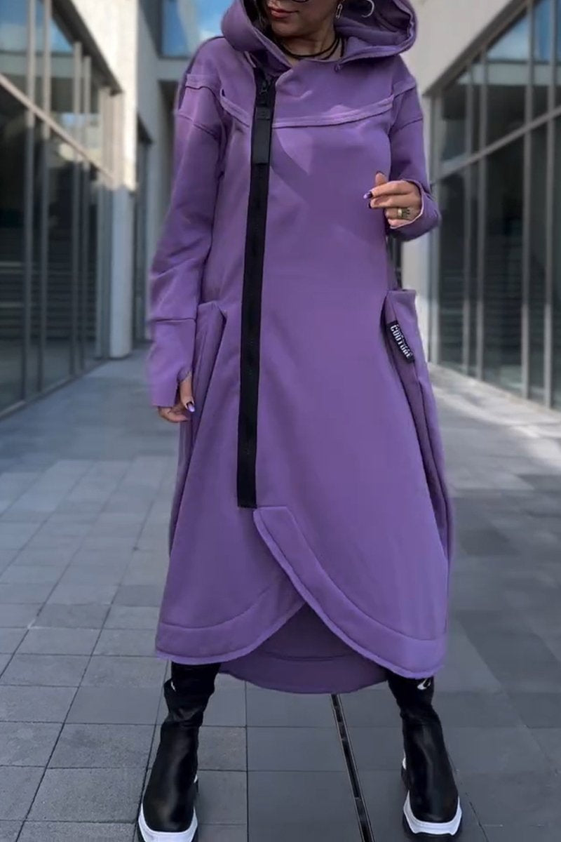 Caroline | Kapuzenkleid mit langen Ärmeln und modernem Asymmetrie-Saum