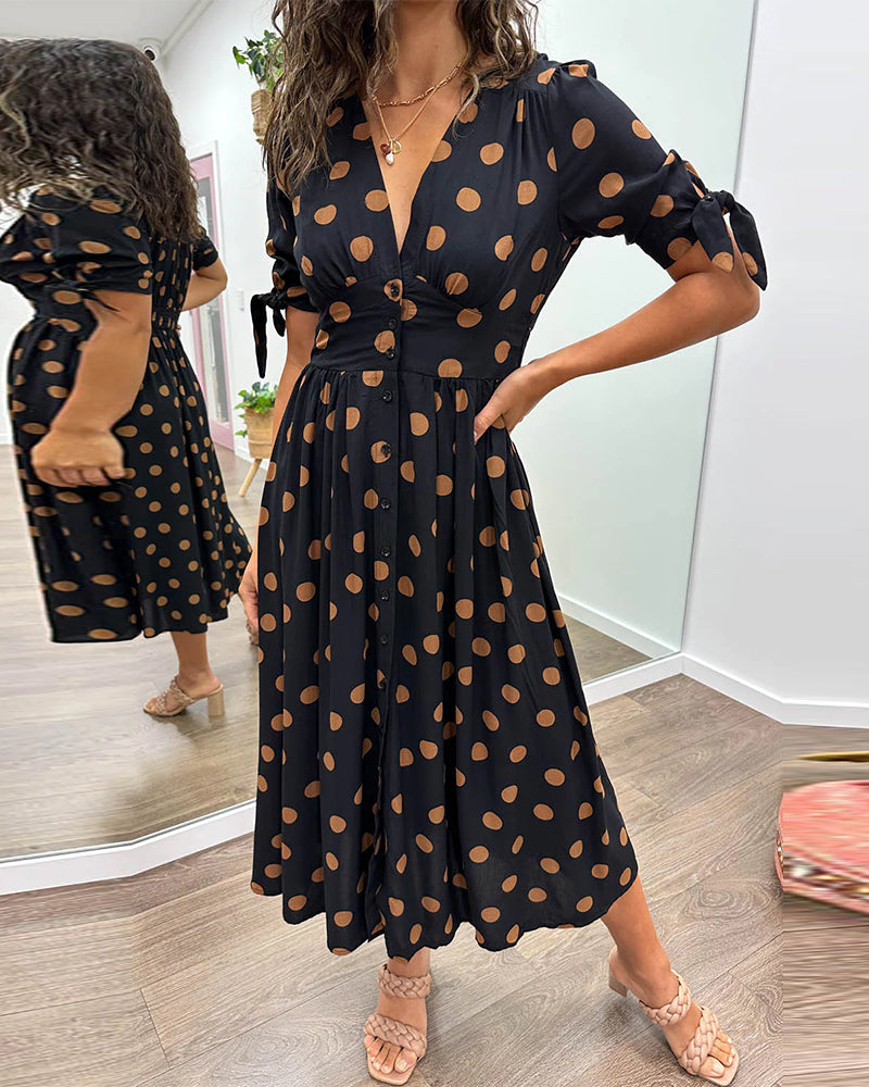 Daniela | Feminines Kleid mit Punktmuster