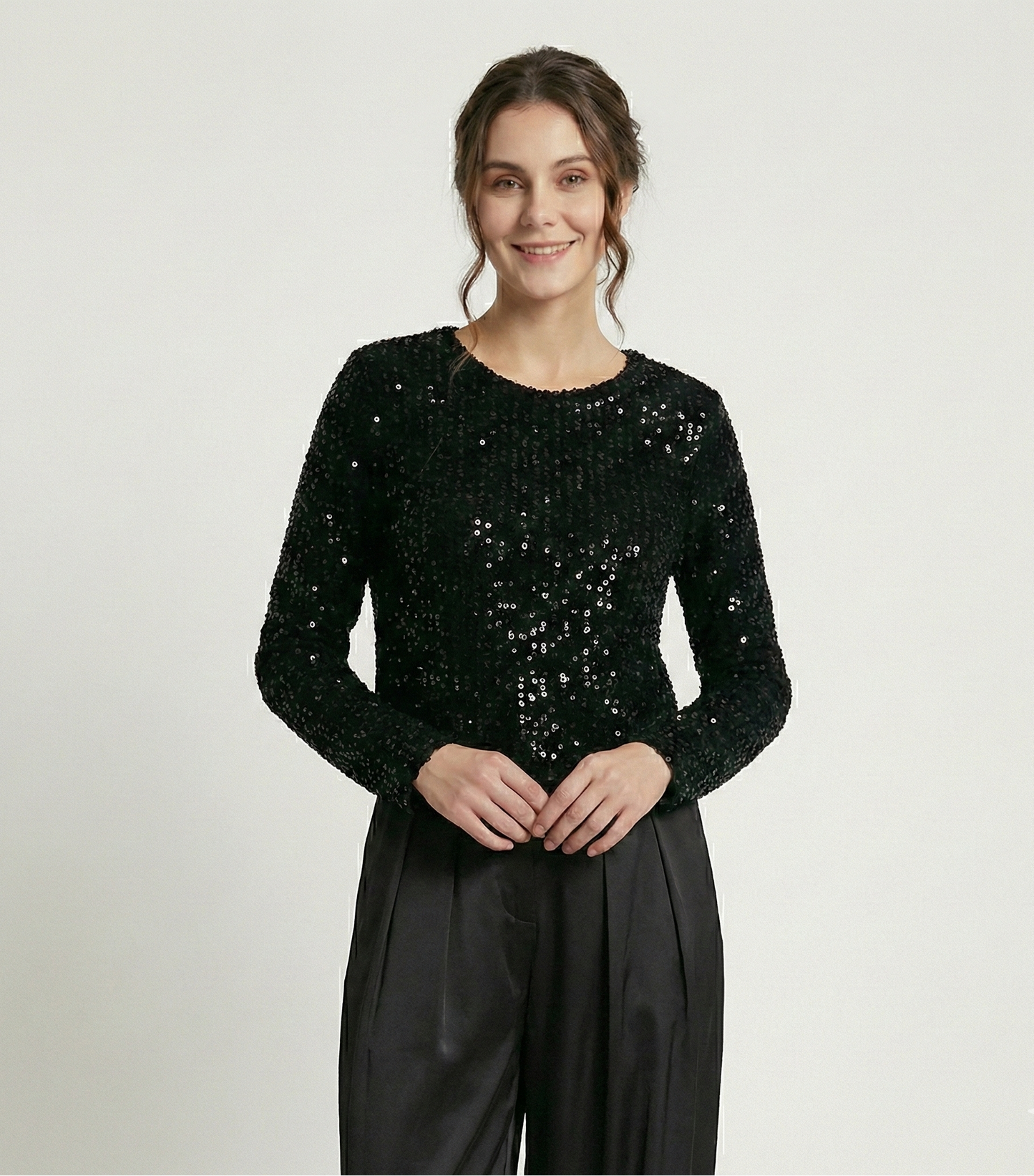 Clara | Eleganter Damen-Cardigan mit dekorativen Applikationen