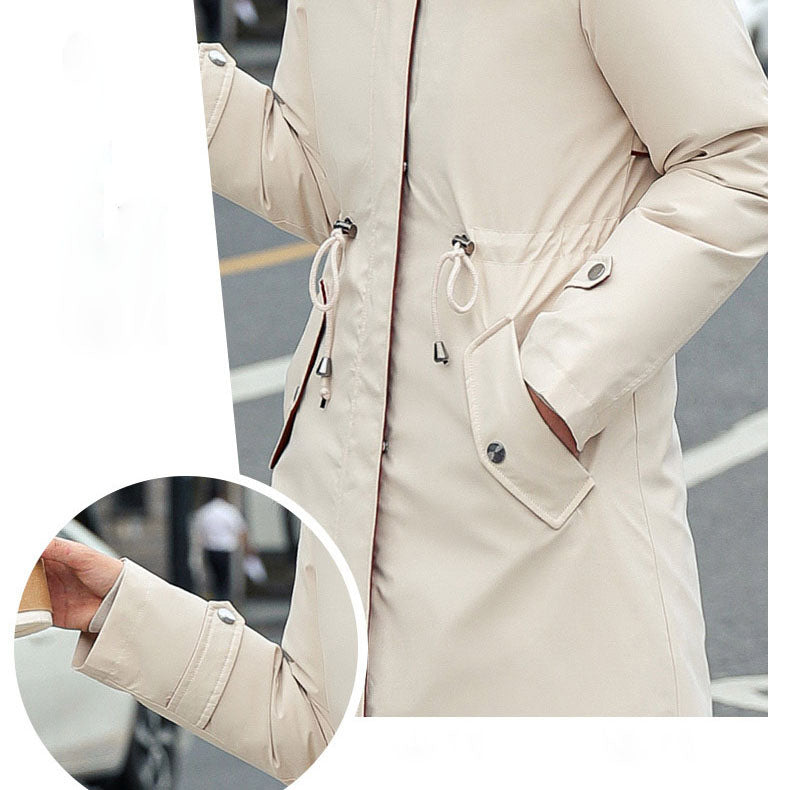 Nora | Trendige Damenjacke mit warmer Kapuze und Pelz